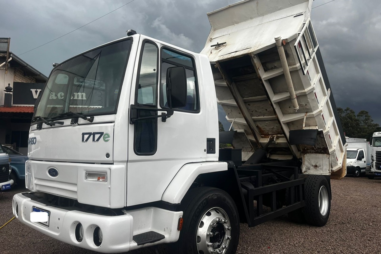 Ford Cargo1717 - 06/06 2