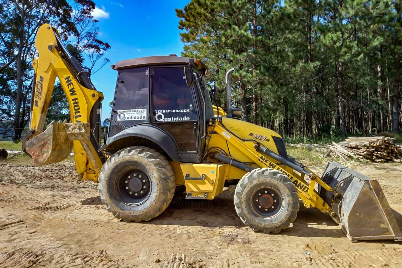 New Holland LB110 - 20 6