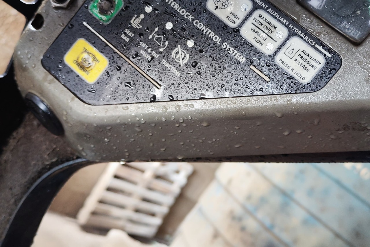 Bobcat S130 - 08 3