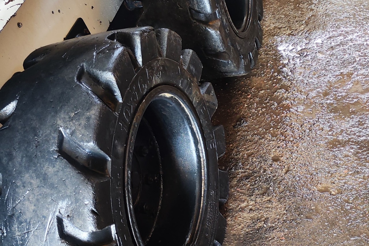 Bobcat S130 - 08 5