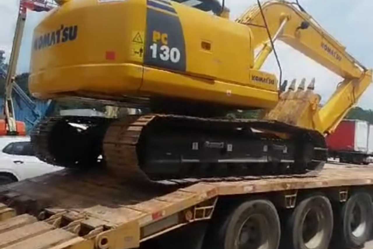 Komatsu PC130 - 12/12 3