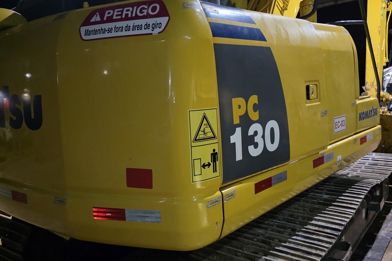 Komatsu PC130 - 12/12 15