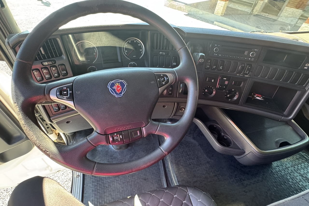 Scania 440 - 17/18 9