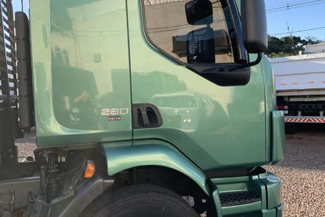Volvo VM260 - 09/10 2