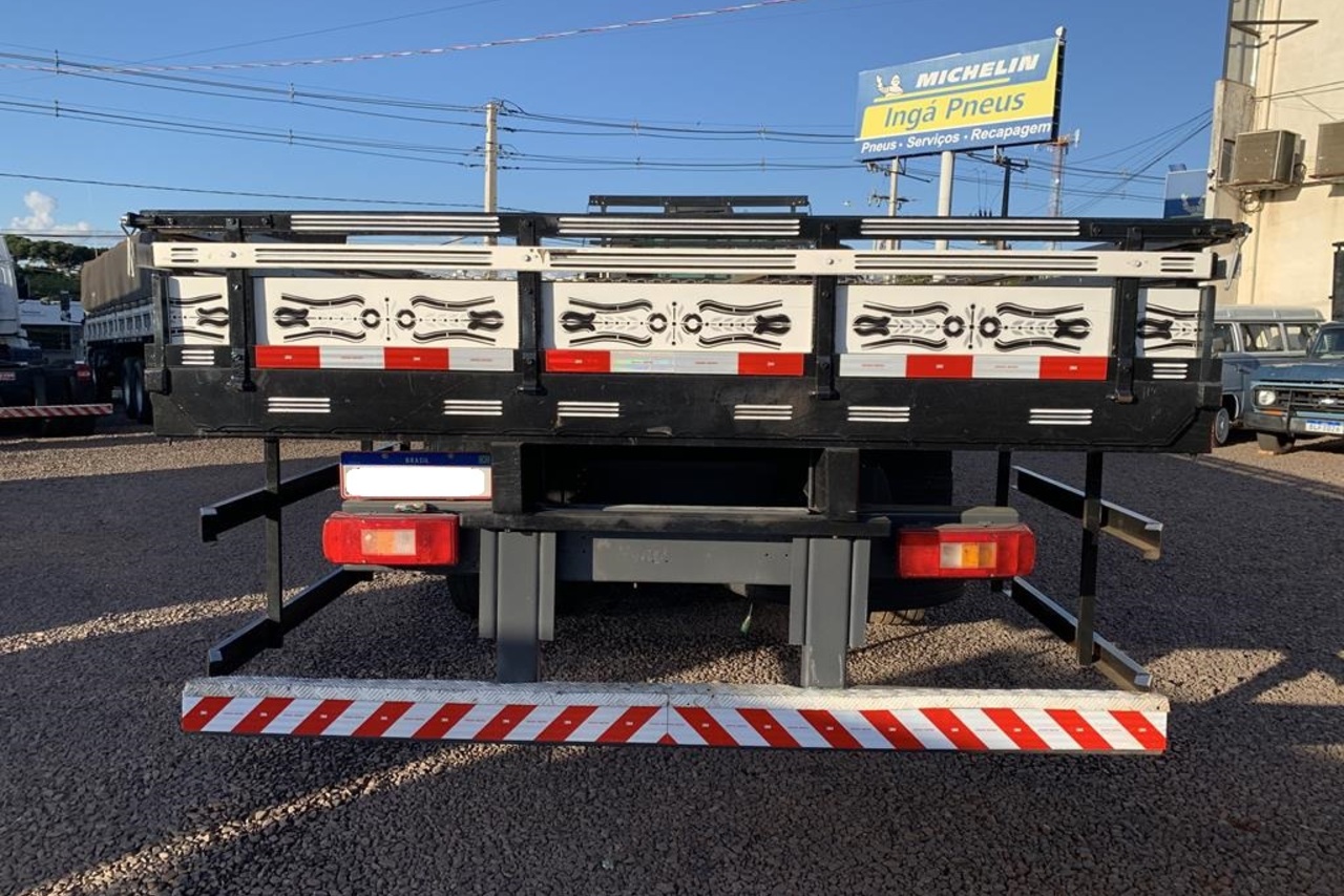 Volvo VM260 - 09/10 6