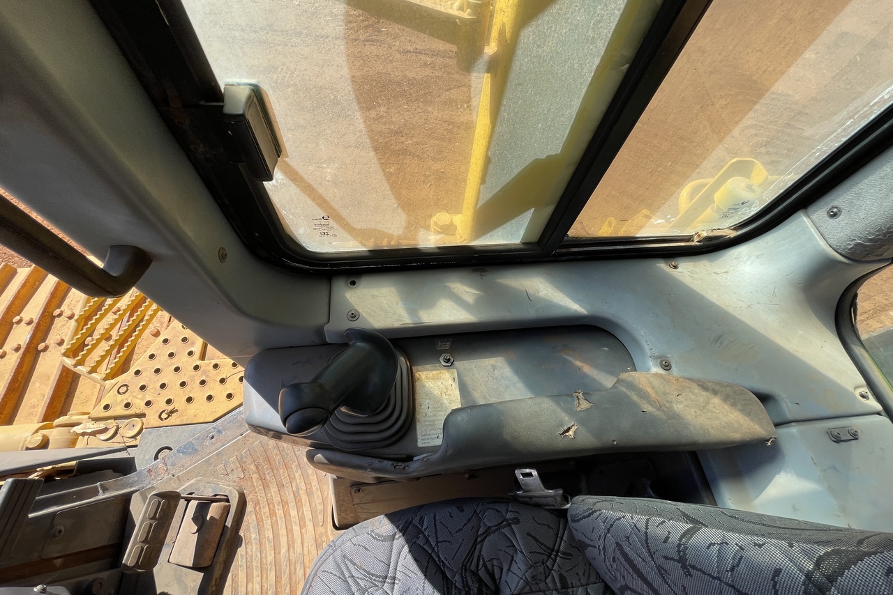 Komatsu D61 - 09/09 7