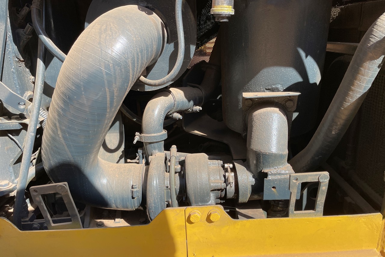 Komatsu D61 - 09/09 8