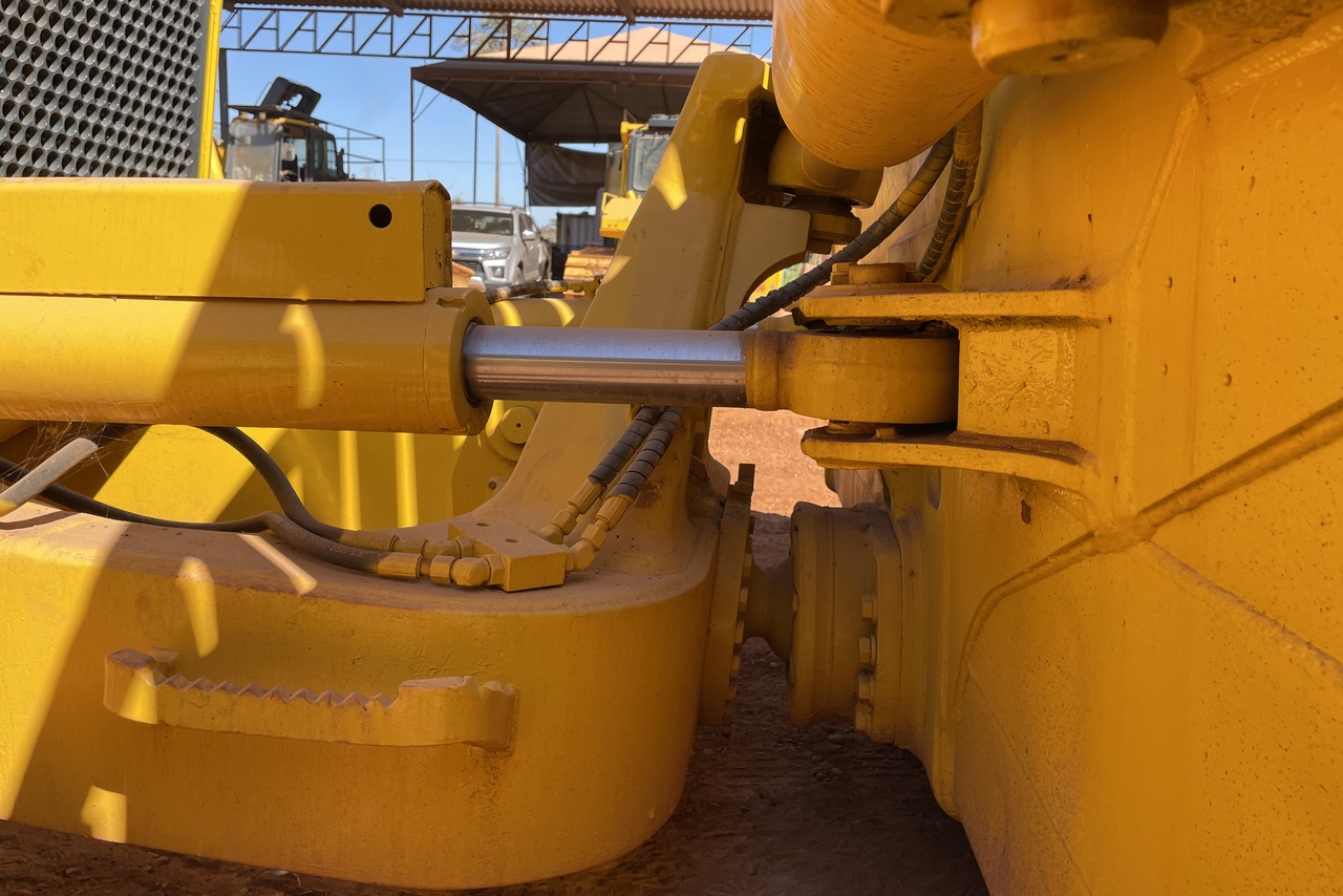 Komatsu D61 - 09/09 12
