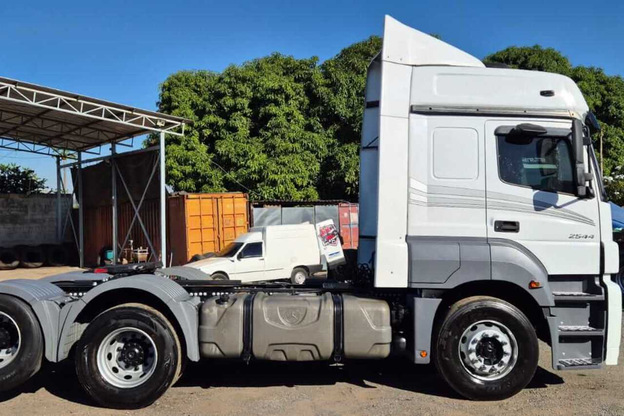 Mercedes Benz Axor 2544 - 17/18 2