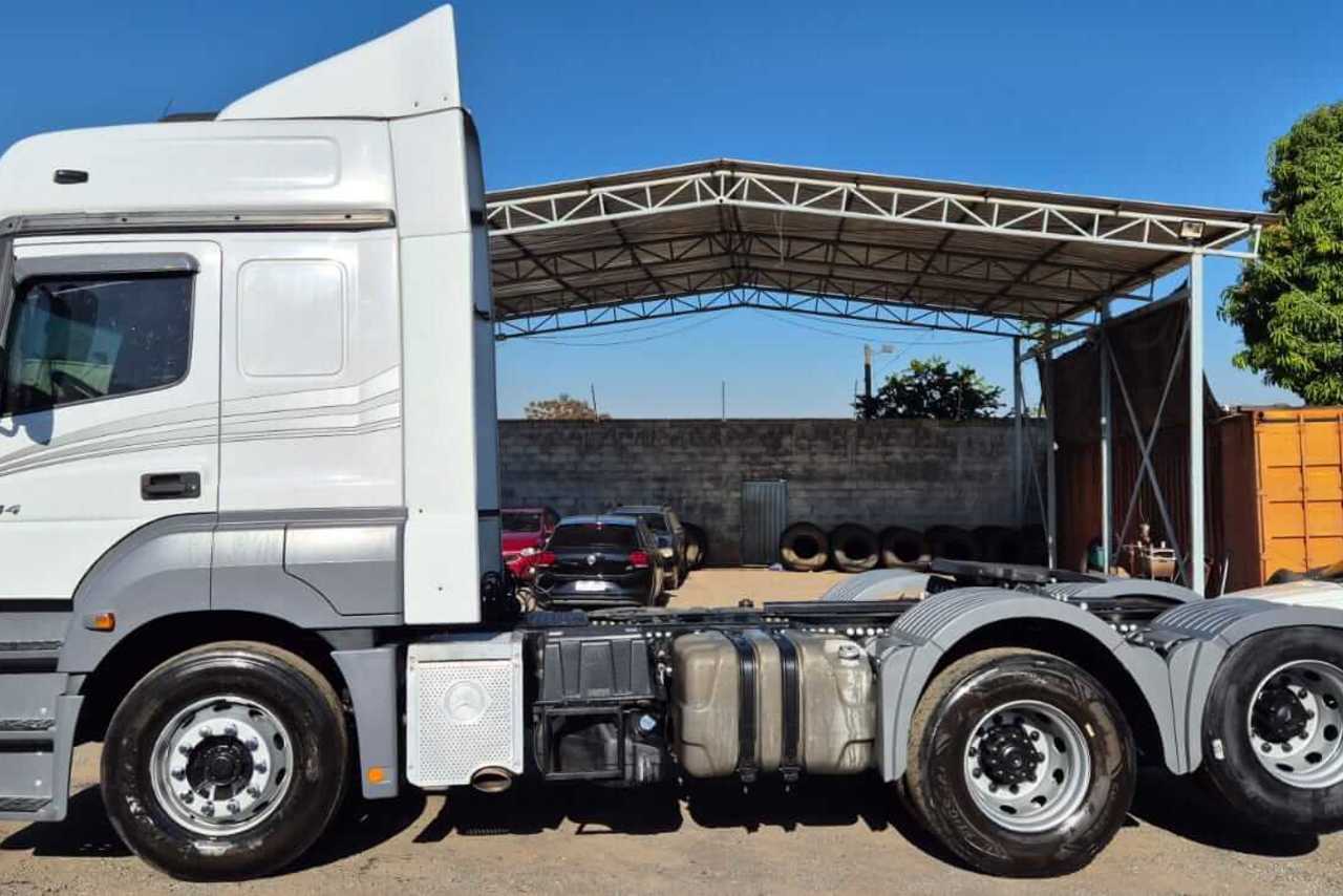 Mercedes Benz Axor 2544 - 17/18 3