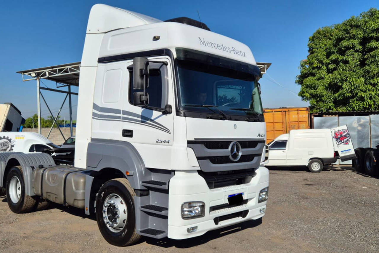 Mercedes Benz Axor 2544 - 17/18 6