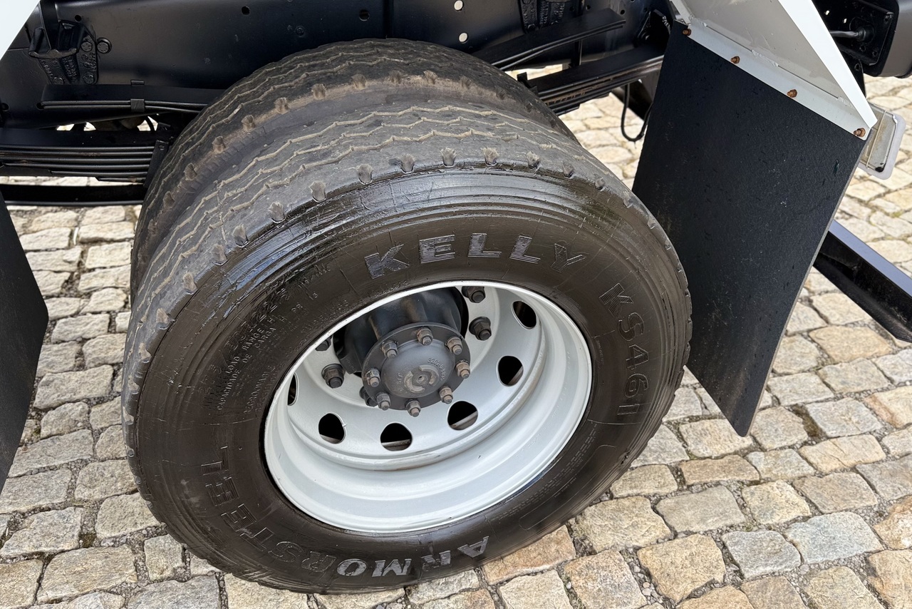 Volkswagen 17-190 E Constellation - 16/16 10