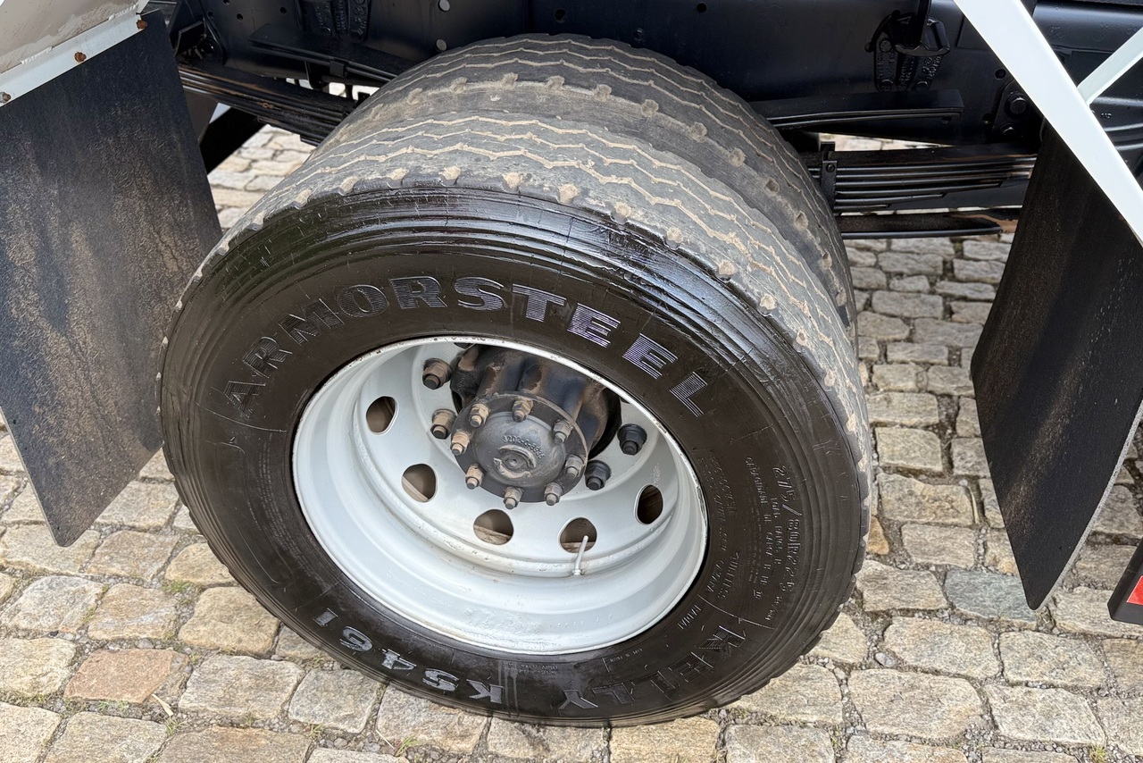Volkswagen 17-190 E Constellation - 16/16 12