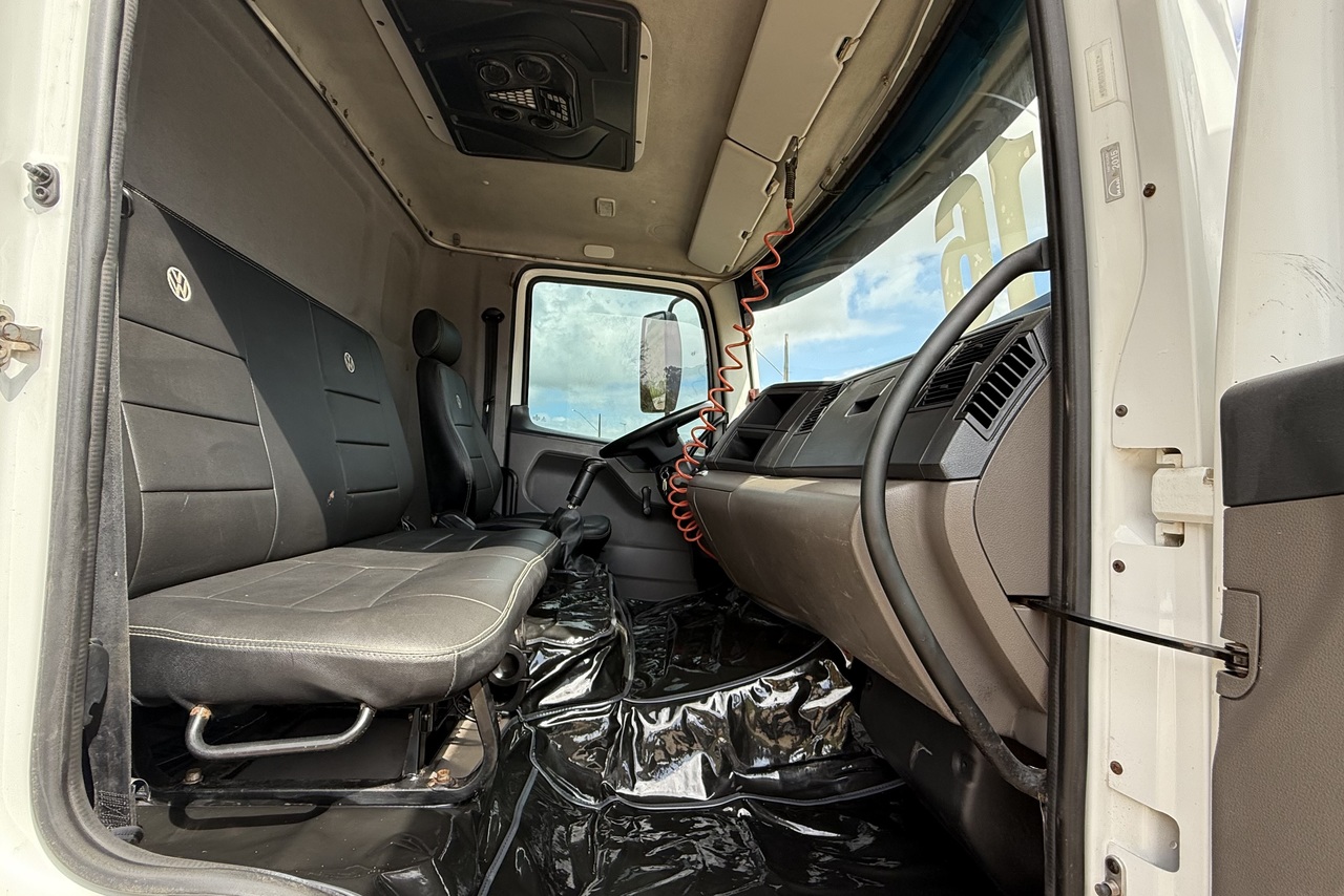 Volkswagen 17-190 E Constellation - 16/16 15