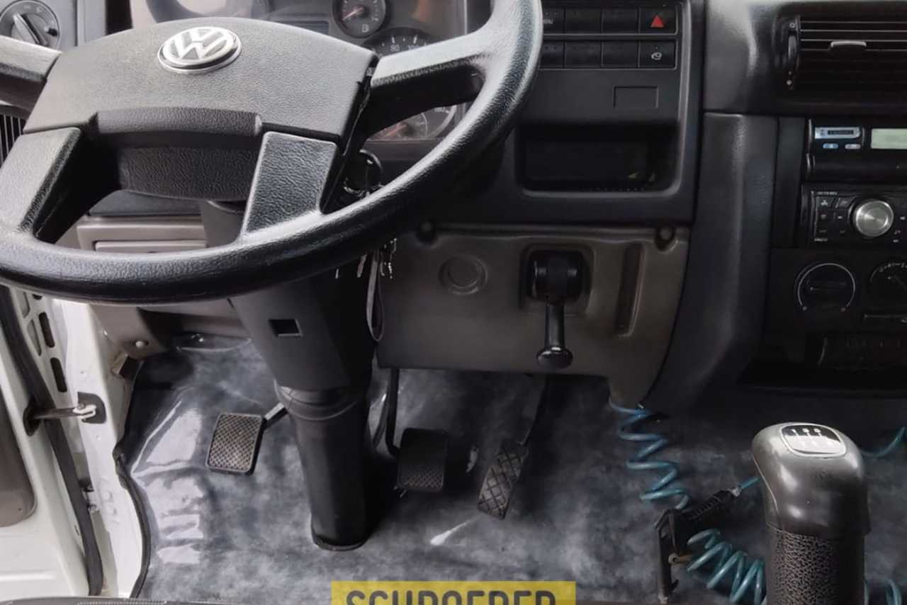 Volkswagen 10-160 E Delivery - 15 4