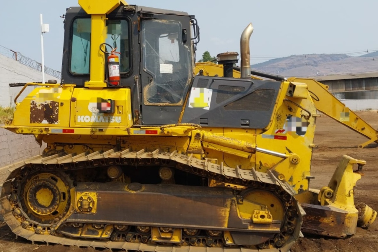 Komatsu D61-EX - 08/08 3