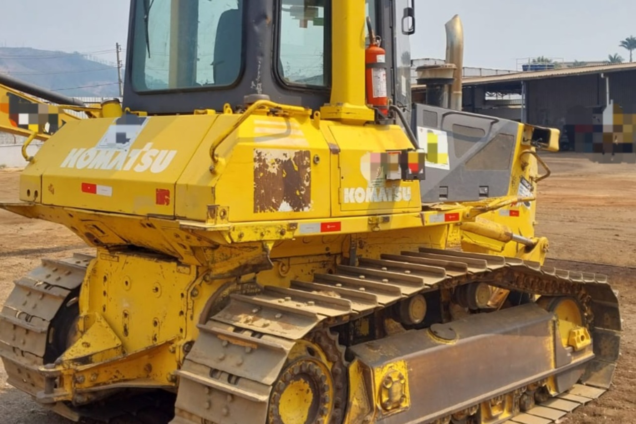 Komatsu D61-EX - 08/08 9