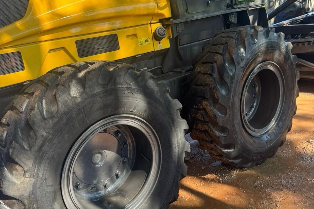 New Holland RG200 - 21/21 5