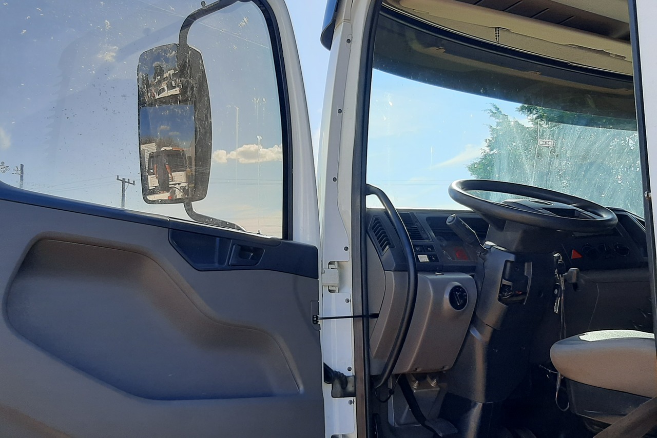 Volkswagen 24-280 E Constellation 6x2 - 14/14 4
