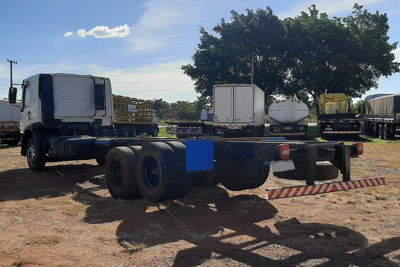 Volkswagen 24-280 E Constellation 6x2 - 14/14 5