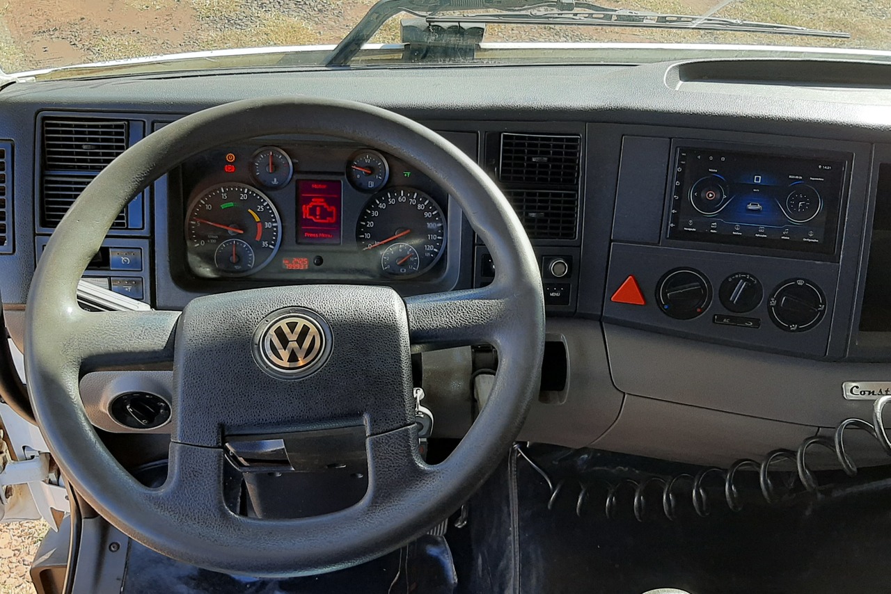 Volkswagen 24-280 E Constellation 6x2 - 14/14 7