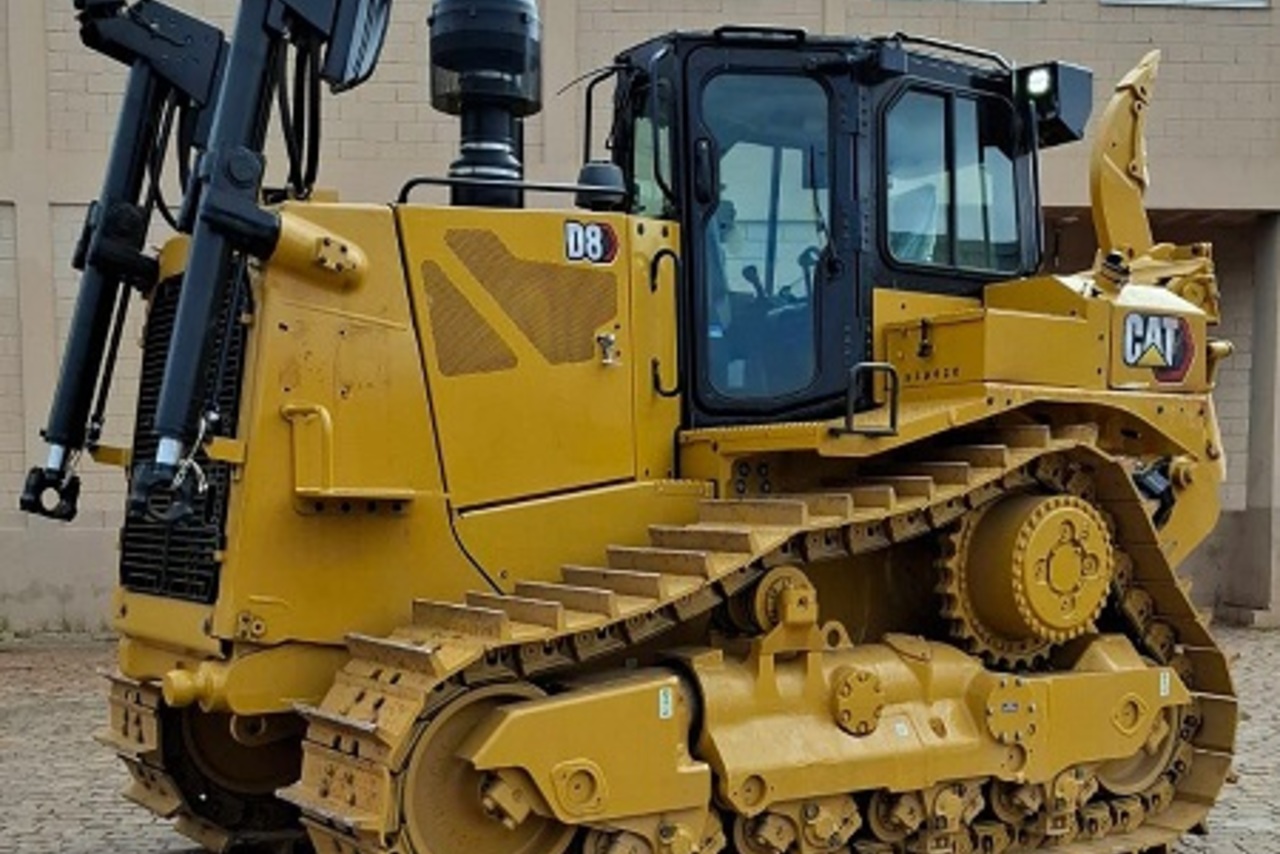 Caterpillar  D8 - 24/24 3