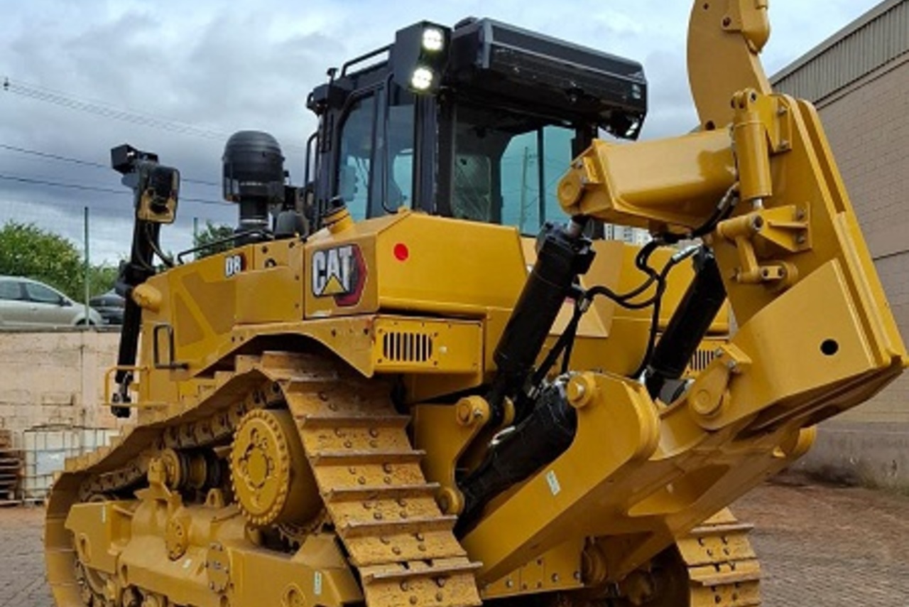 Caterpillar  D8 - 24/24 6