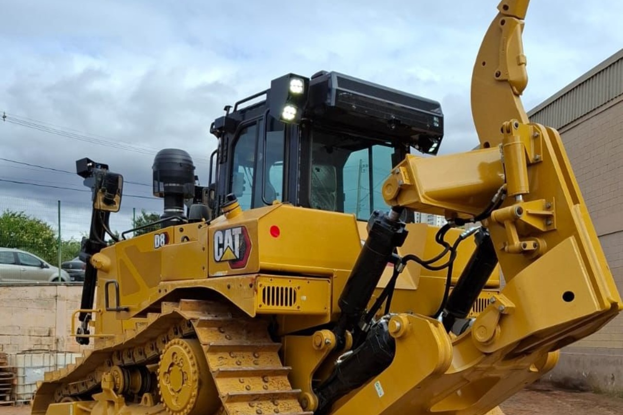 Caterpillar  D8 - 24/24 2