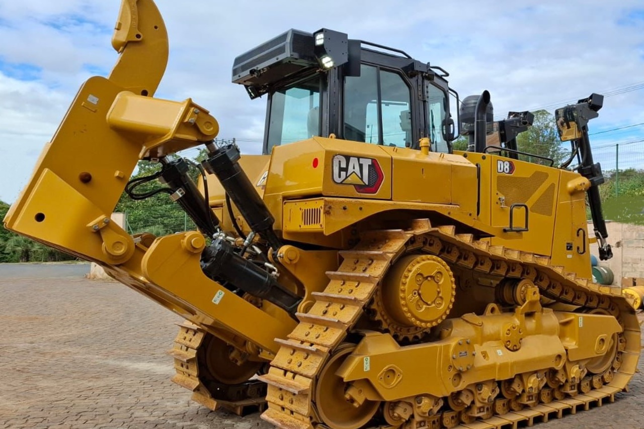 Caterpillar  D8 - 24/24 3