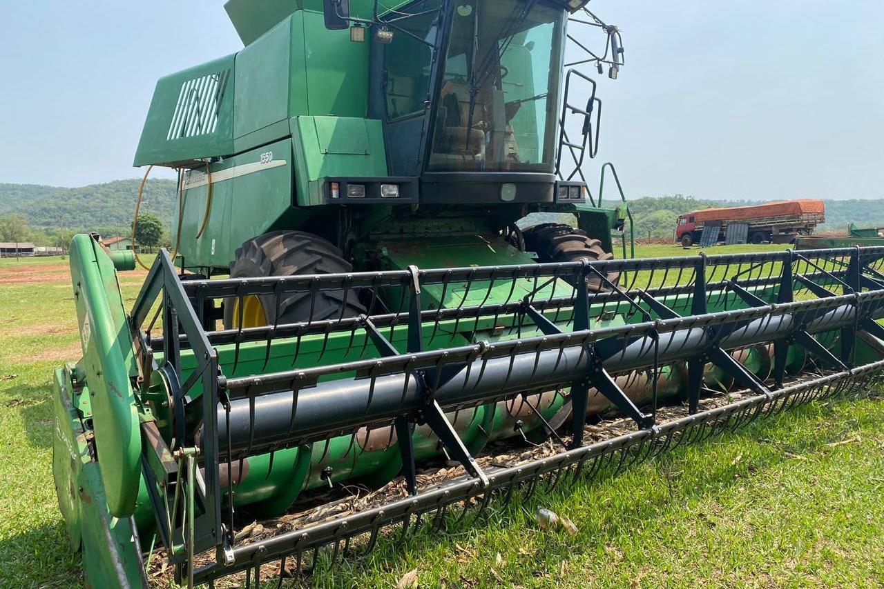 John Deere 1550 - 03/03 2