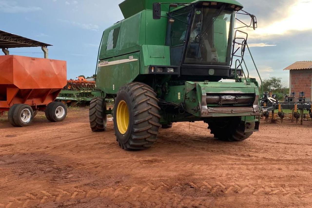 John Deere 1550 - 03/03 6