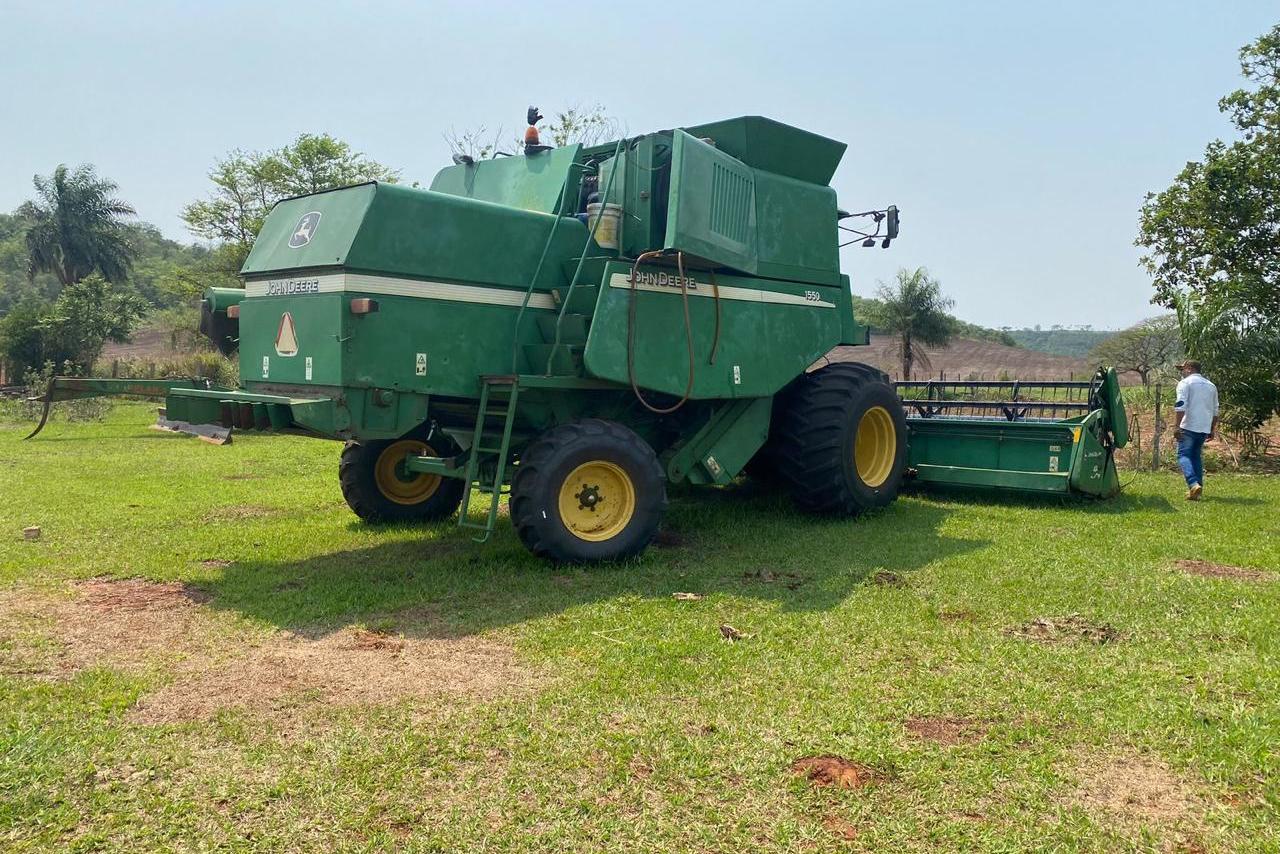John Deere 1550 - 03/03 12