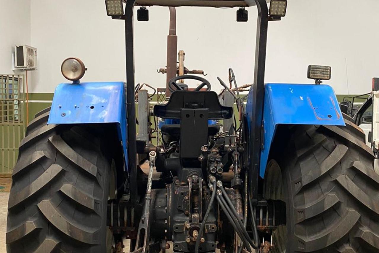 New Holland 7630 - 03/03 2
