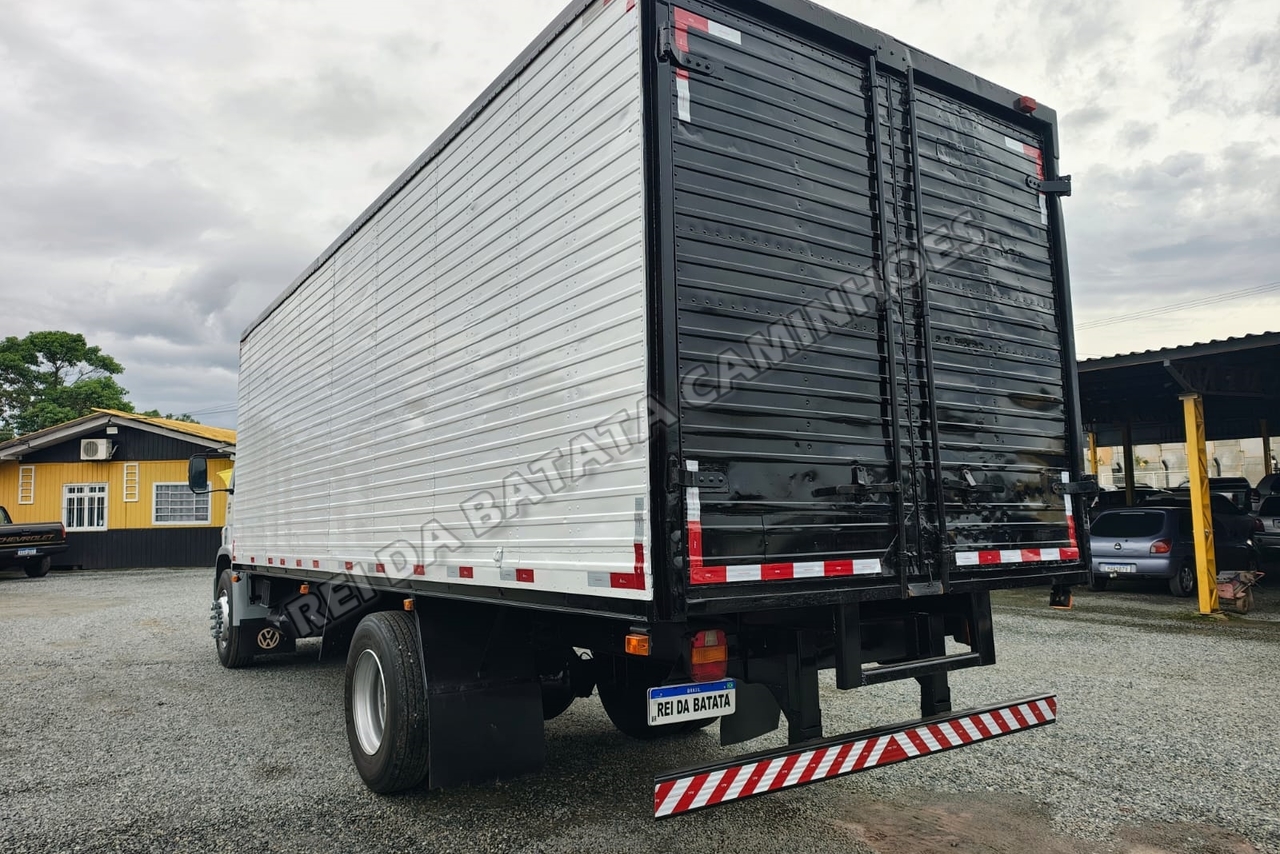 Volkswagen 15-180 E Worker - 02/02 4