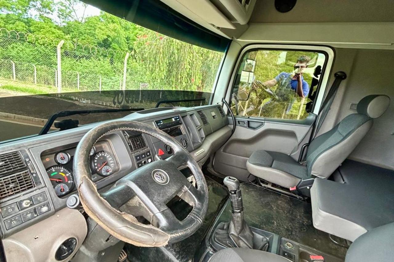 Volkswagen 25 390 - 14/15 6