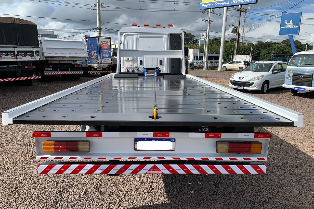 Mercedes Benz Accelo 815 - 12/12 10