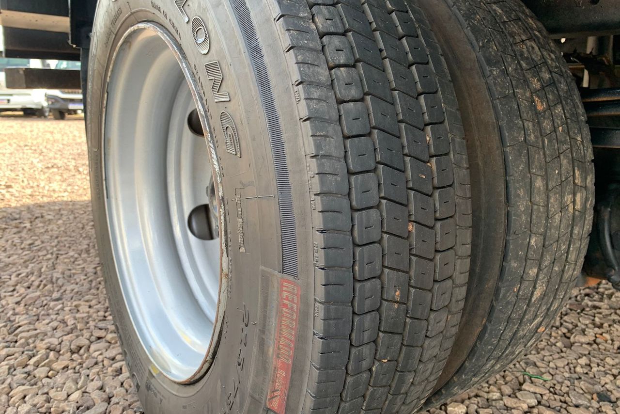 Mercedes Benz Accelo 815 - 12/12 14