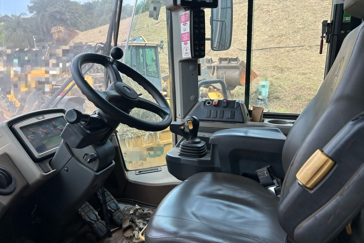 Caterpillar  966L - 19/19 5