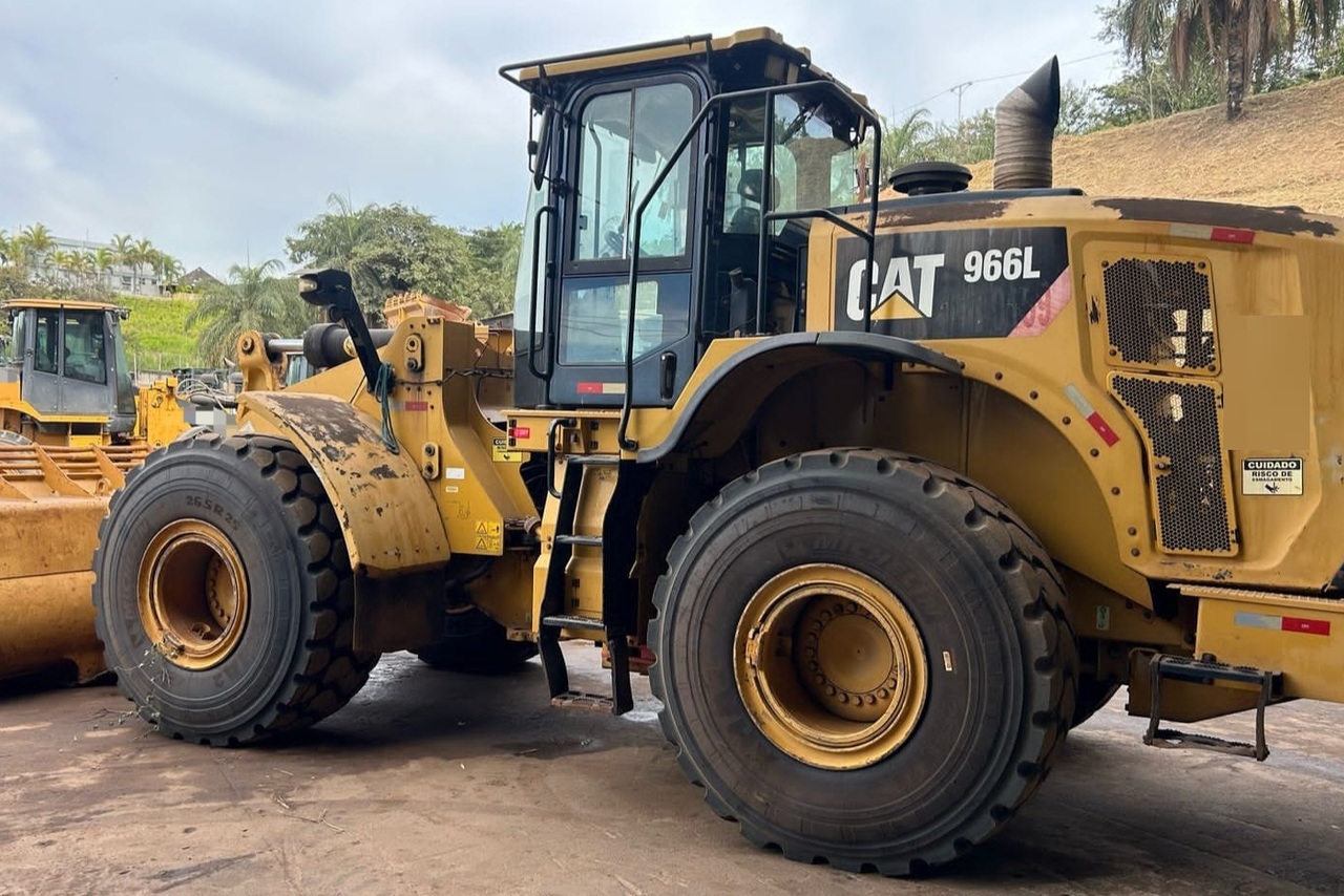 Caterpillar  966L - 19/19 8