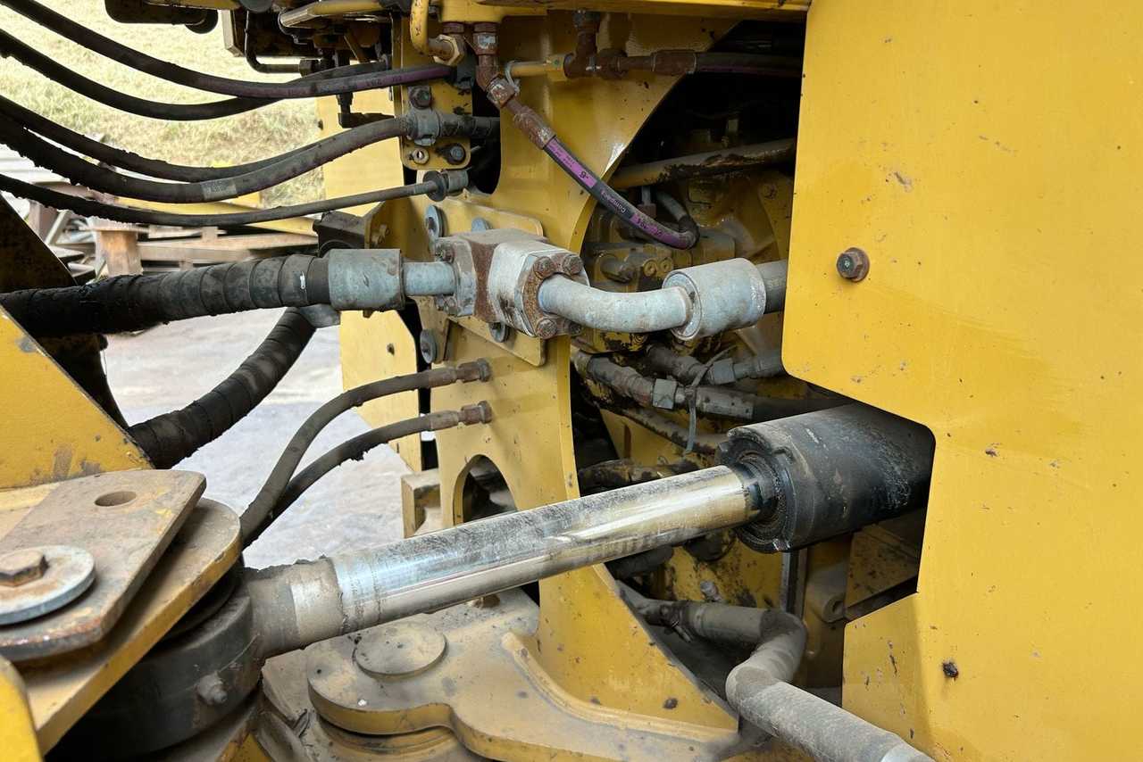 Caterpillar  966L - 19/19 9