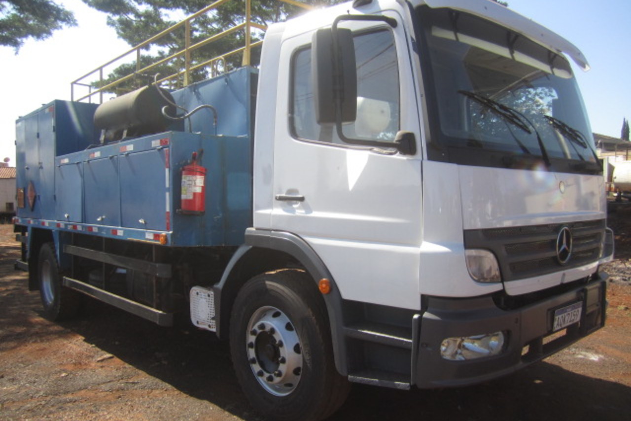 Mercedes Benz MB 1718 - 06/06 3