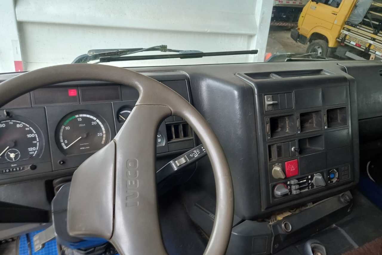 Iveco Trakker 420  - 11 3