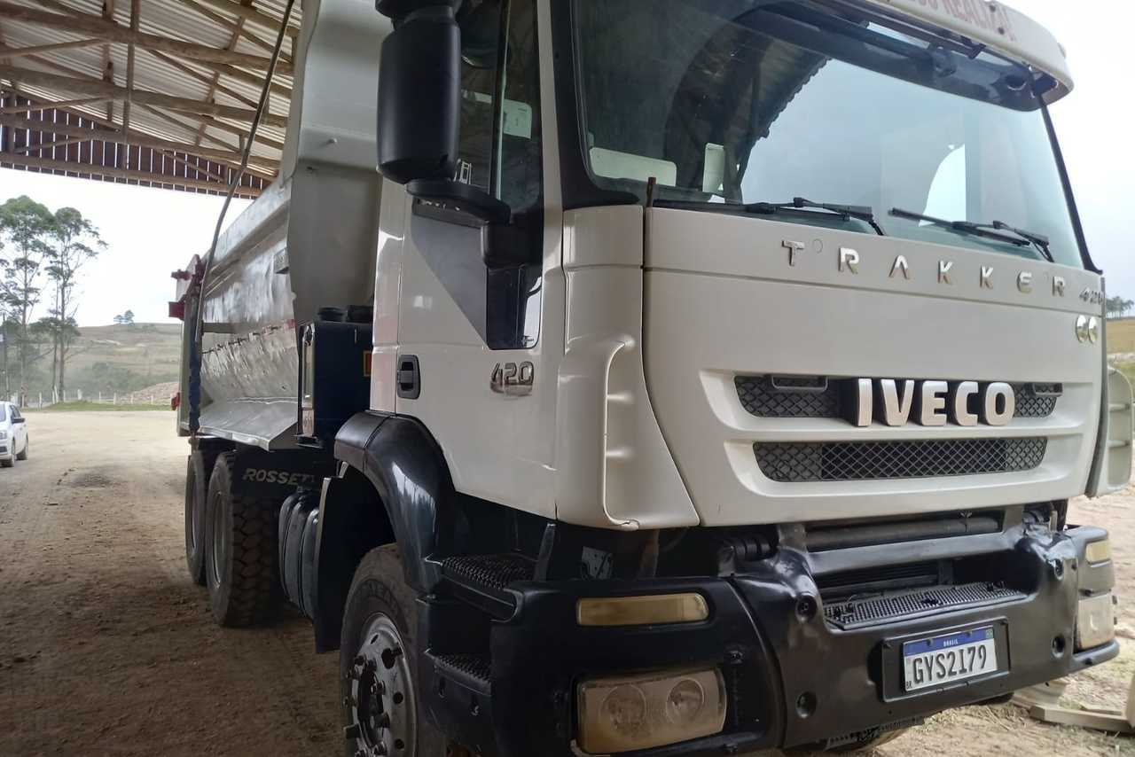Iveco Trakker 420  - 11 7
