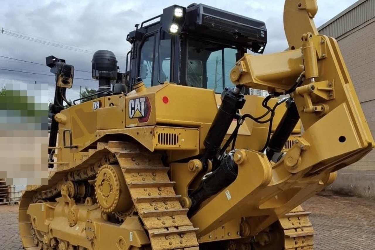 Caterpillar  D8 - 24/24 7