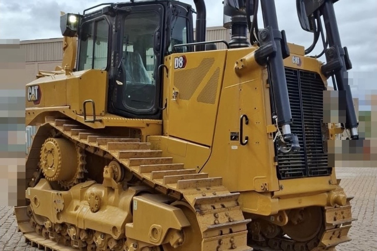 Caterpillar  D8 - 24/24 11