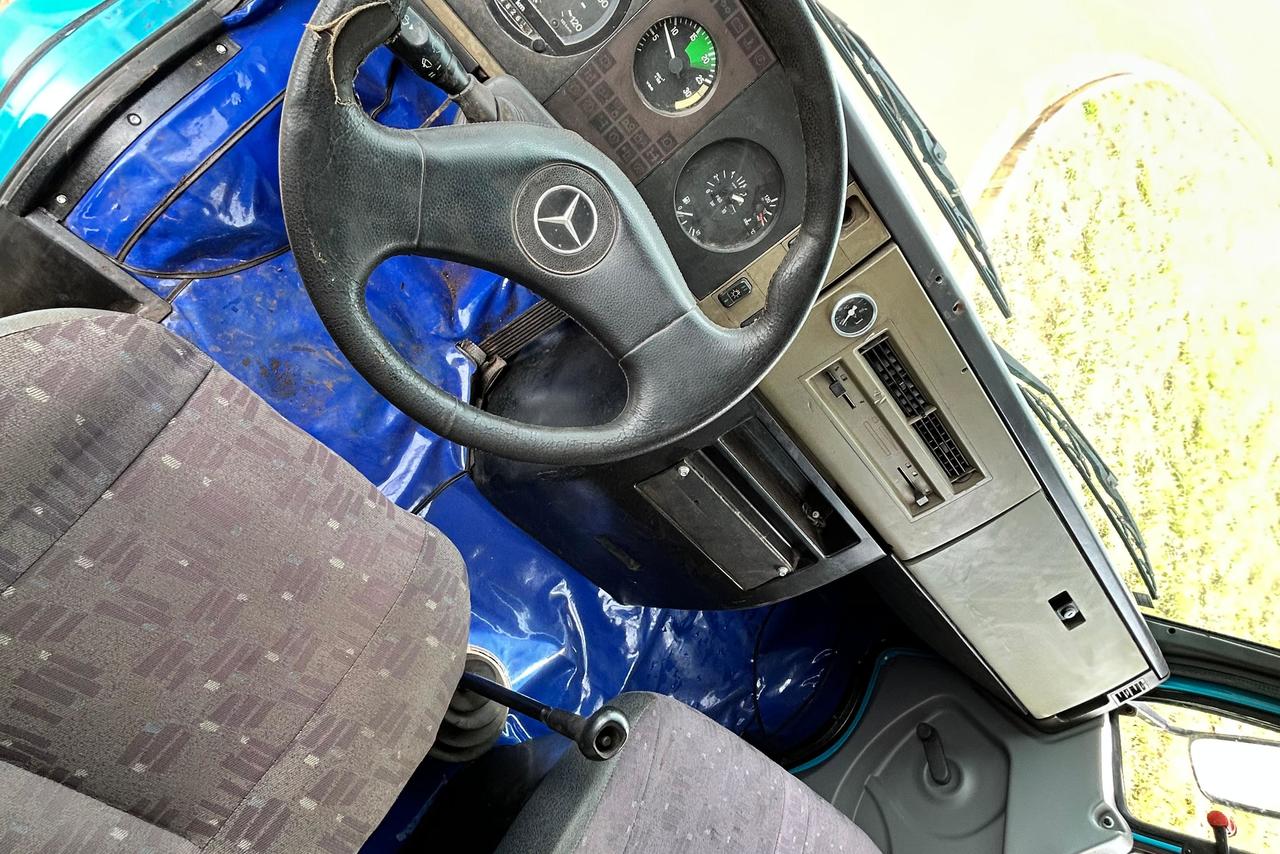 Mercedes Benz MB 710 - 06/07 11