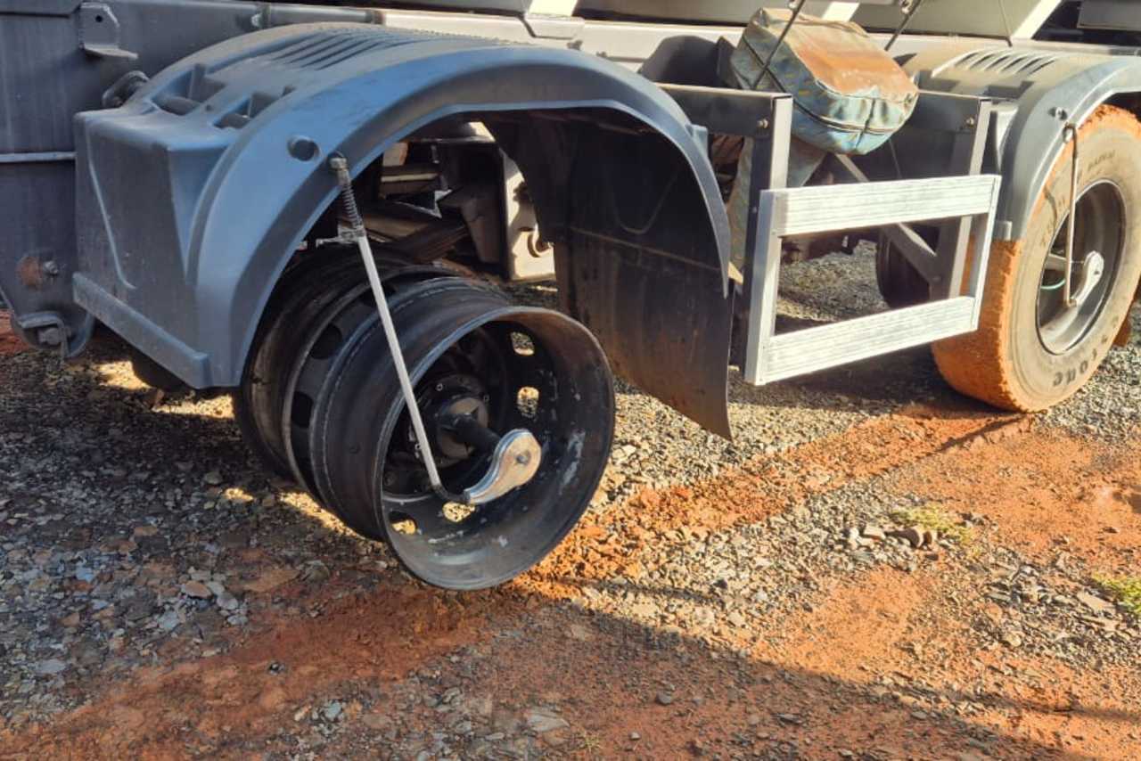 Metalesp Tanque aço carbono - 15/15 9