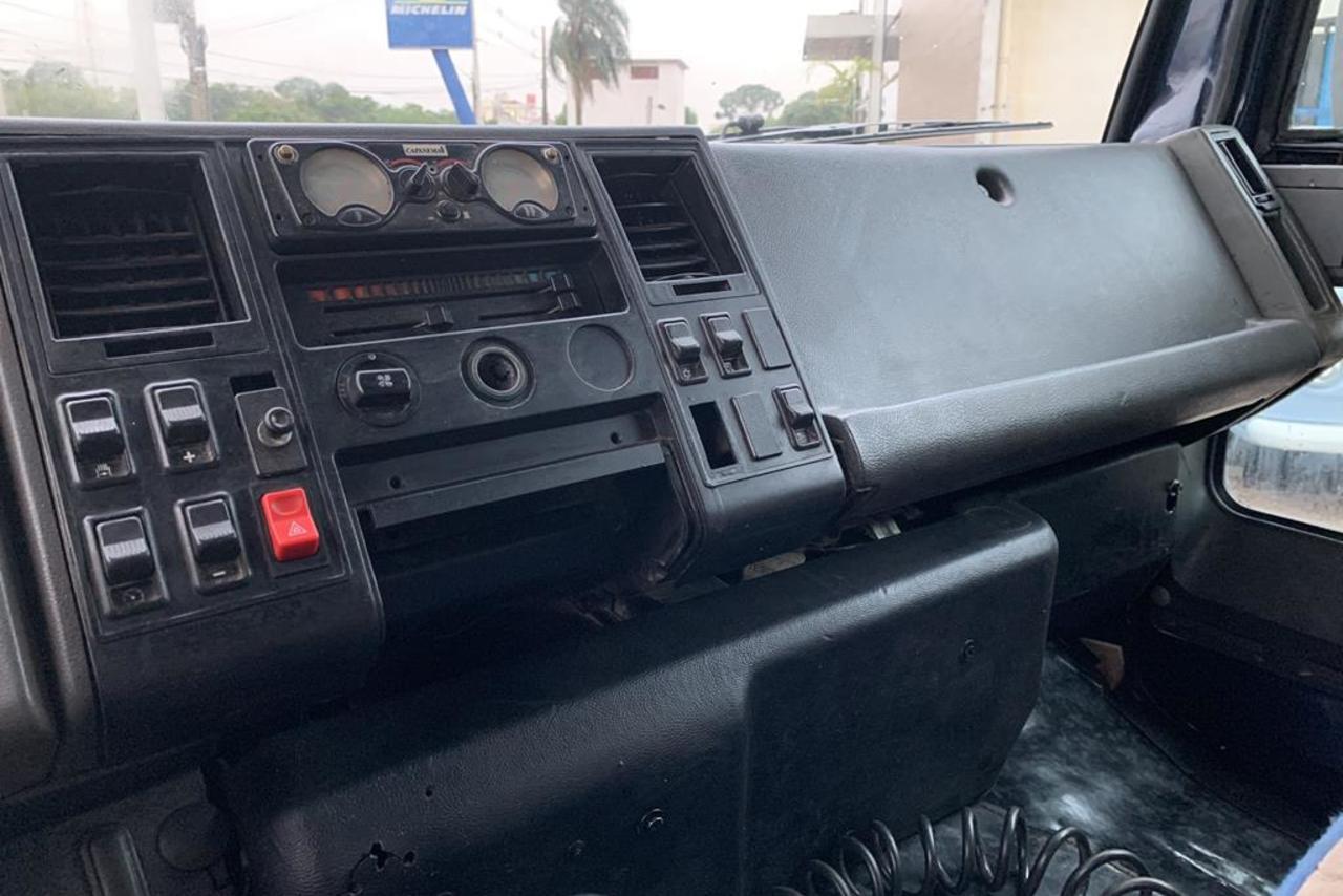 Ford Cargo1722 - 08/09 7