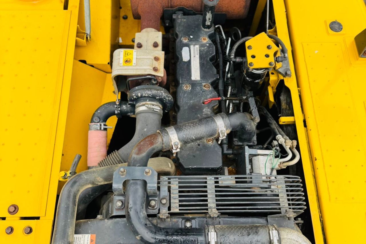 Komatsu PC200 - 12/12 12