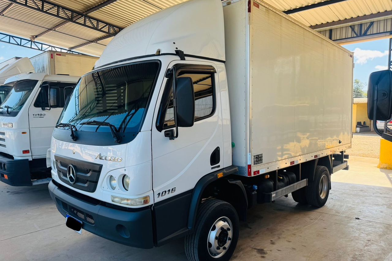 Mercedes Benz Accelo 1016 - 16/16 2